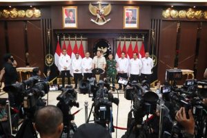 Sjafrie Sjamsoeddin Pimpin Rapat Perdana Sebagai Menko Polkam ad Interim