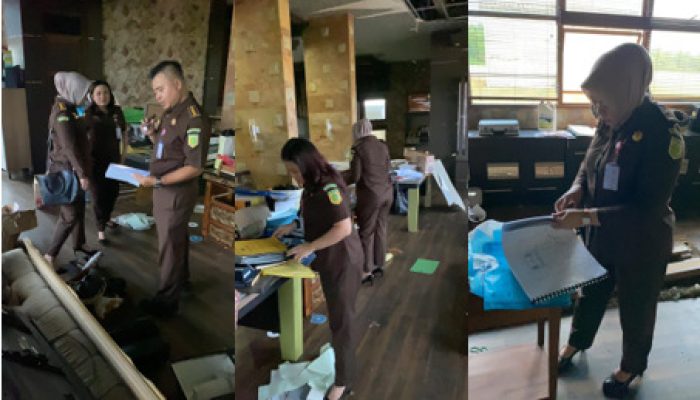 Tim penyidik Kejati Kalbar kembali lakukan pengeledahan kasus korupsi GKE” petra