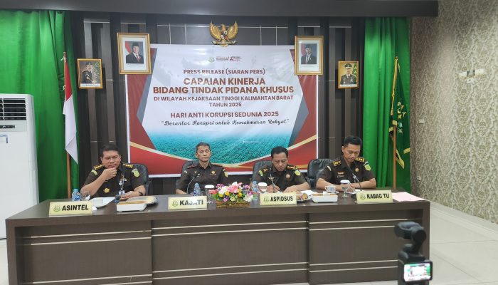 Peringati hari anti korupsi Kejati Kalbar rilis capaian kinerja bidang tindak pidana tahun,2025
