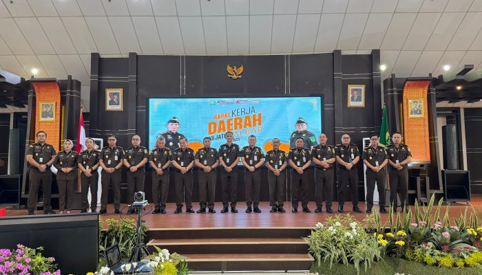 Kajati buka secara Resmi Rapat Kerja Daerah Kejaksaan Tinggi Kalimantan Barat