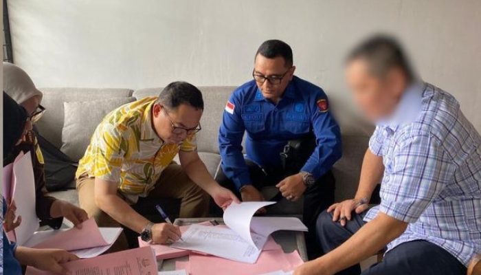 Kejati Kalbar Serahkan Tersangka Tipikor GKE Petra, AS ke JPU