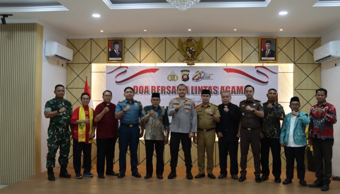 Semangat Persatuan Sambut Hari Bhayangkara ke-80, Polres Ketapang Gelar Doa Bersama Lintas Agama