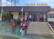 Senyum Bahagia Warnai Hari Bhayangkara Ke-80, Polsek Sandai Gelar Sunatan Massal Gratis untuk 37 Anak dari Keluarga Kurang Mampu