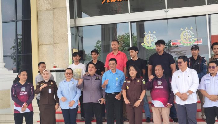 PKBM lepas peserta kerja ke PT Angrinas Palma Nusantara Kejati Kalbar kawal pekerja dan pendidikan