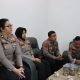 Enam Mahasiswa STIK dan 1 Siswa Setukpa Edukasi Masyarakat Cegah Karhutla Dan Sosialisasi Layanan 110 Polres Ketapang