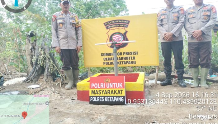 Kapolsek sungai Laur pimpin lansung pembuatan sumur bor di desa riam Bunut tangkal karhutla secara dini